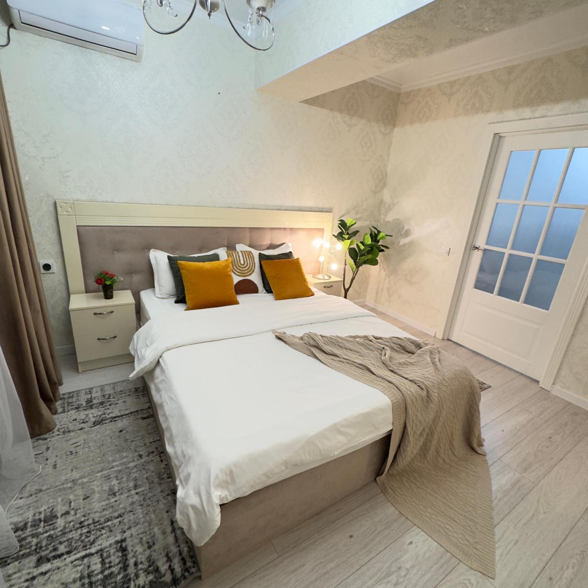 Your Home Away From Home 213 Almatý Exterior foto